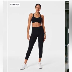 SpanxShape Booty Boost 7/8 Leggings sz L